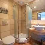 Bed & Breakfast Dom W Domu - Izera Glamping Gajowka (Lower Silesia)