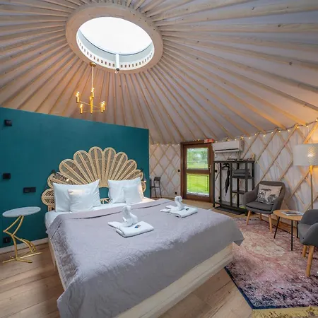 Dom W Domu - Izera Glamping Bed & Breakfast Gajowka (Lower Silesia)