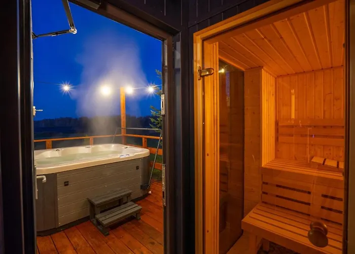 Dom W Domu - Izera Glamping 住宿加早餐酒店