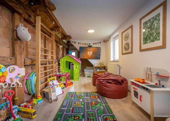 住宿加早餐酒店 Dom W Domu - Izera Glamping Gajowka (Lower Silesia)