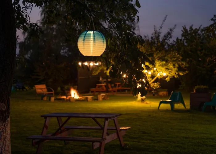 住宿加早餐酒店 Dom W Domu - Izera Glamping