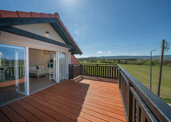 Dom W Domu - Izera Glamping 住宿加早餐酒店 3*